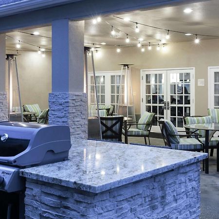Homewood Suites By Hilton Seattle-Tacoma Airport/Тукуила Екстериор снимка