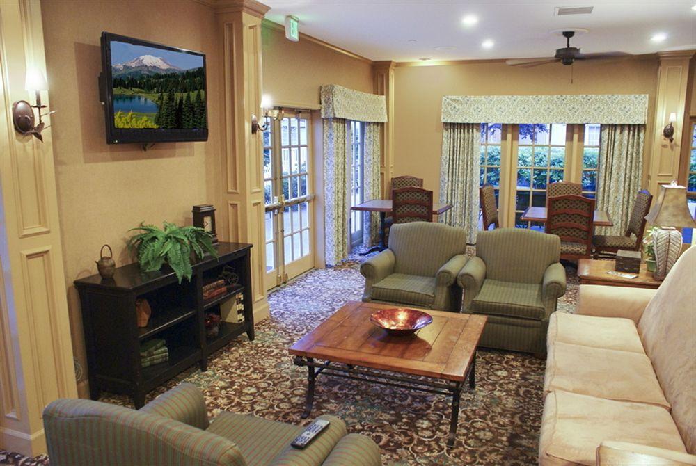 Homewood Suites By Hilton Seattle-Tacoma Airport/Тукуила Ресторант снимка