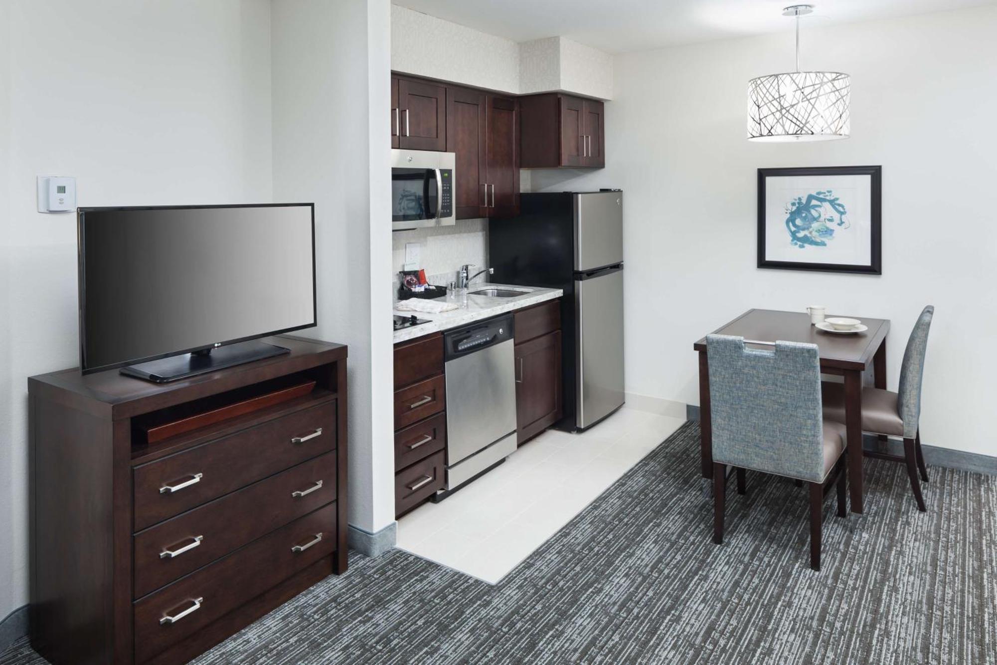 Homewood Suites By Hilton Seattle-Tacoma Airport/Тукуила Екстериор снимка