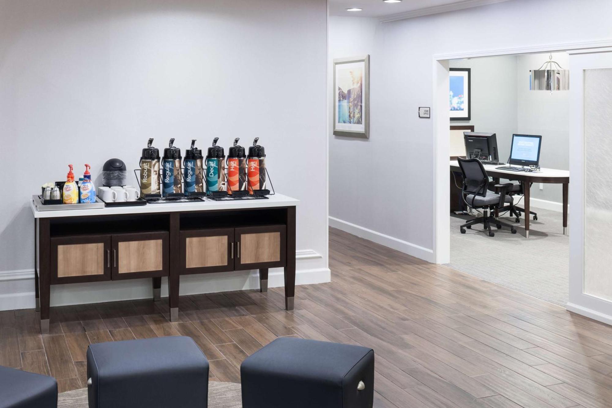 Homewood Suites By Hilton Seattle-Tacoma Airport/Тукуила Екстериор снимка